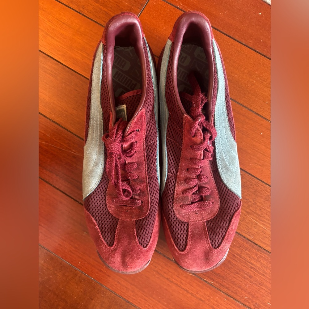 PUMA Burgundy and light Blue Athletic Shoes